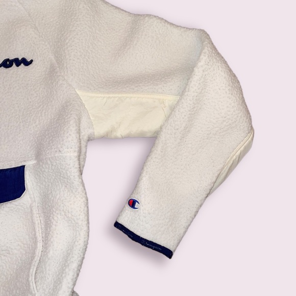 Champion Logo Sherpa Fleece Pullover Hooded Sweater Kangaroo Pouch Size Women M - Picture 5 of 5